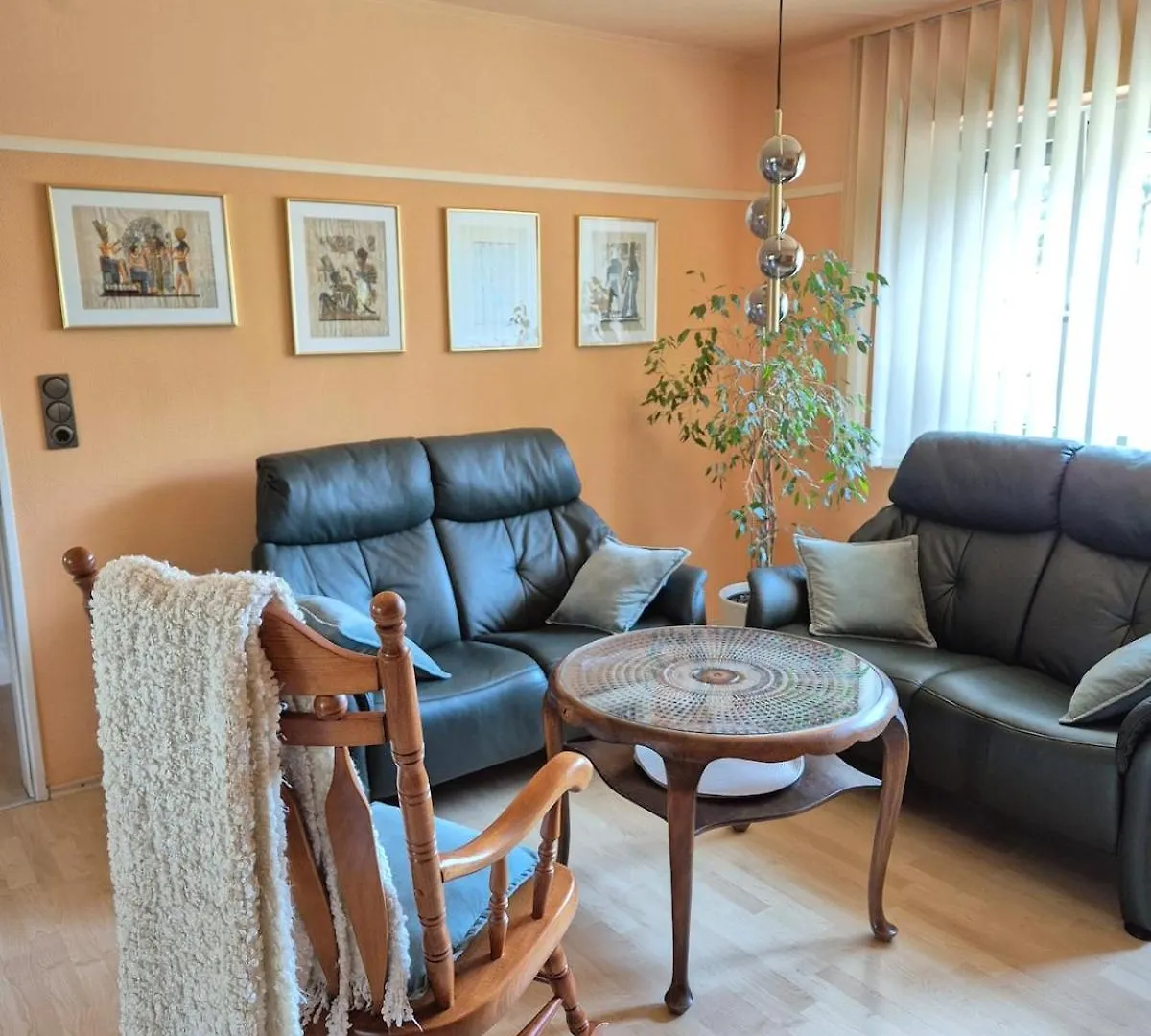 アパート Casa Dami - Charmante Ferien- Und Monteurwohnung In Flughafennaehe Hügelsheim ドイツ