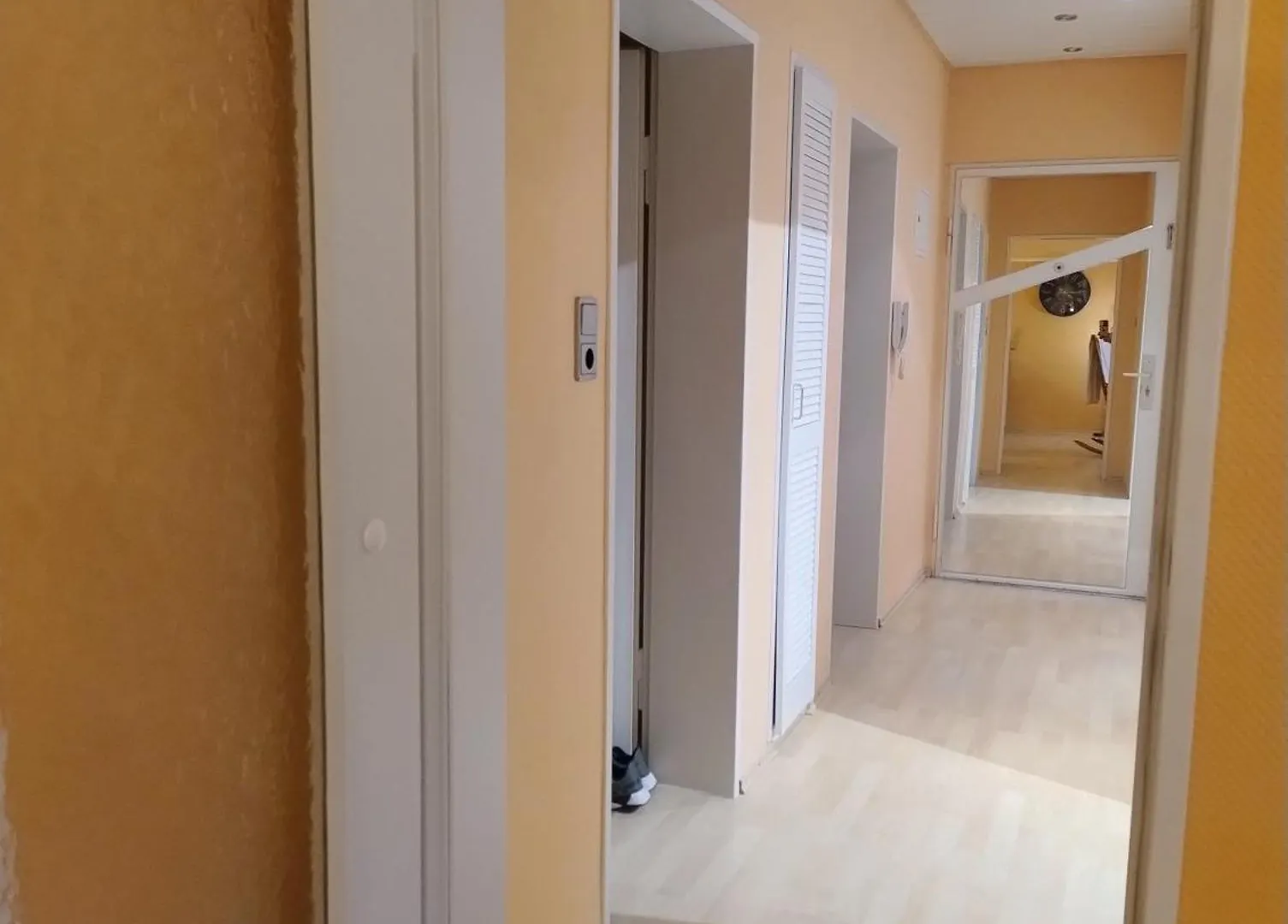 Casa Dami - Charmante Ferien- Und Monteurwohnung In Flughafennaehe Hugelsheim Apartment